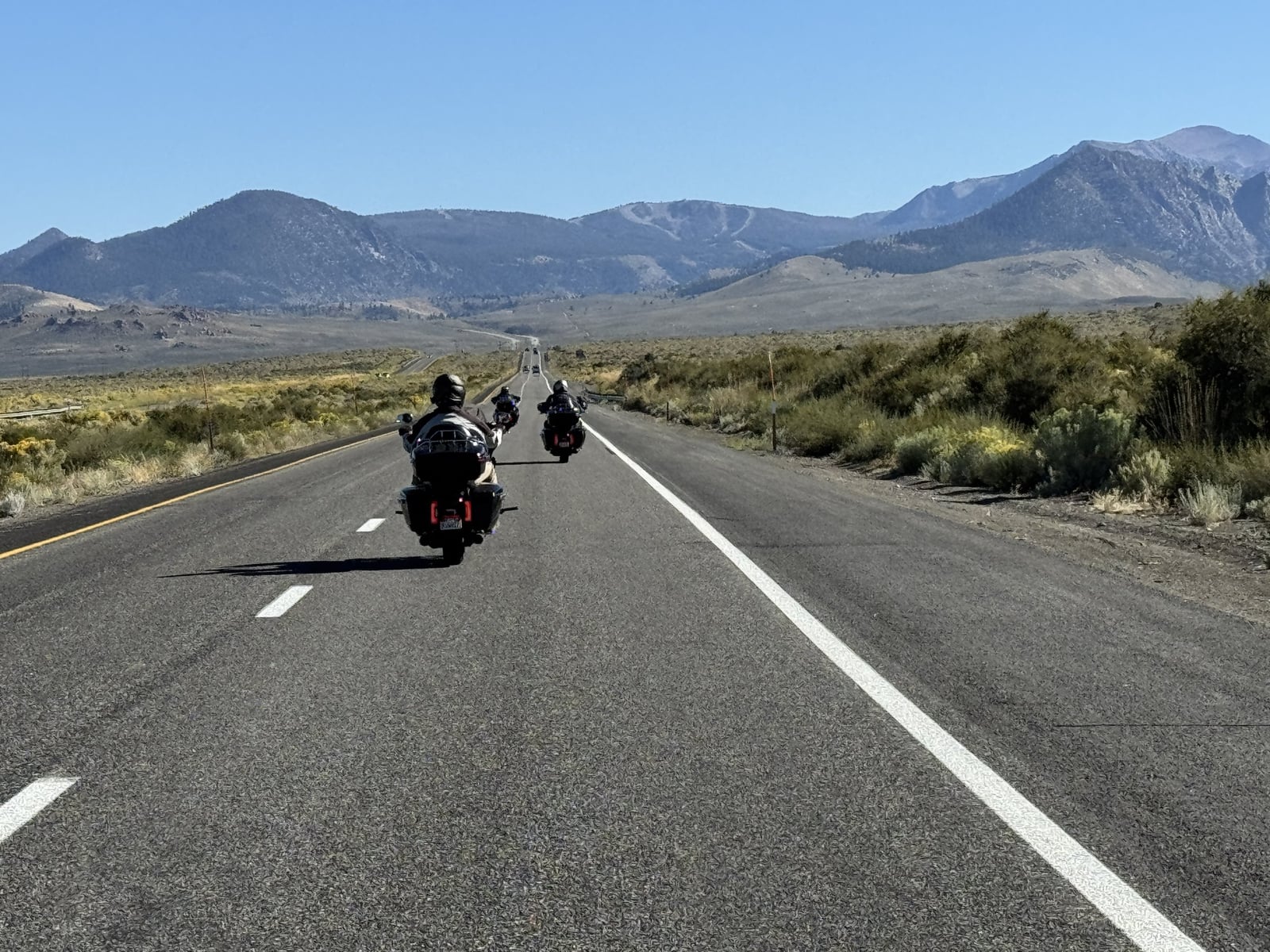 Southbound on Highway 395 after leaving Lee Vining.